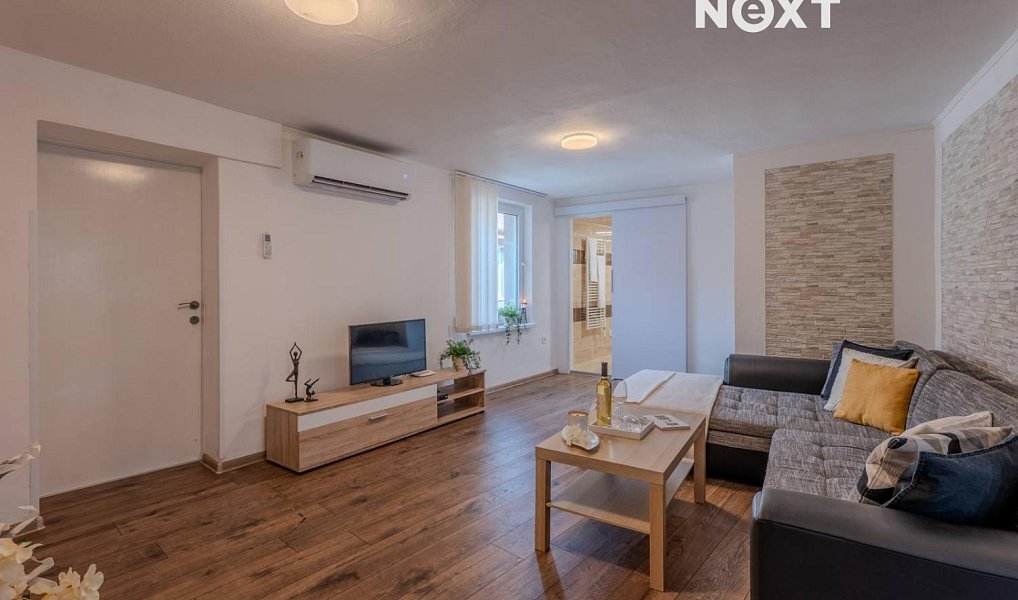 Prodej domu 228 m² s pozemkem 633 m², Mutěnice – fotka 1 z 26