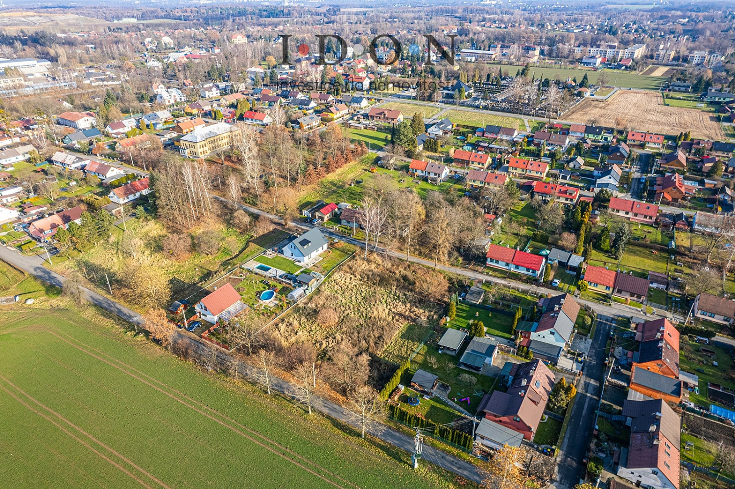 Prodej stavebního pozemku 654 m² – fotografie 4