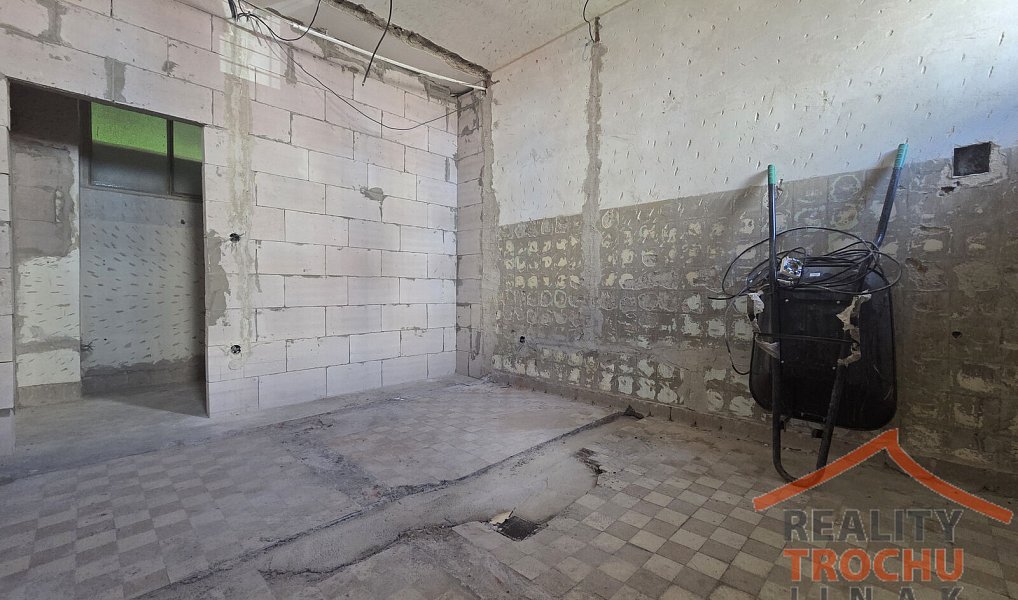 Prodej obchodních prostor 600 m², Úpice – náhled fotky 13