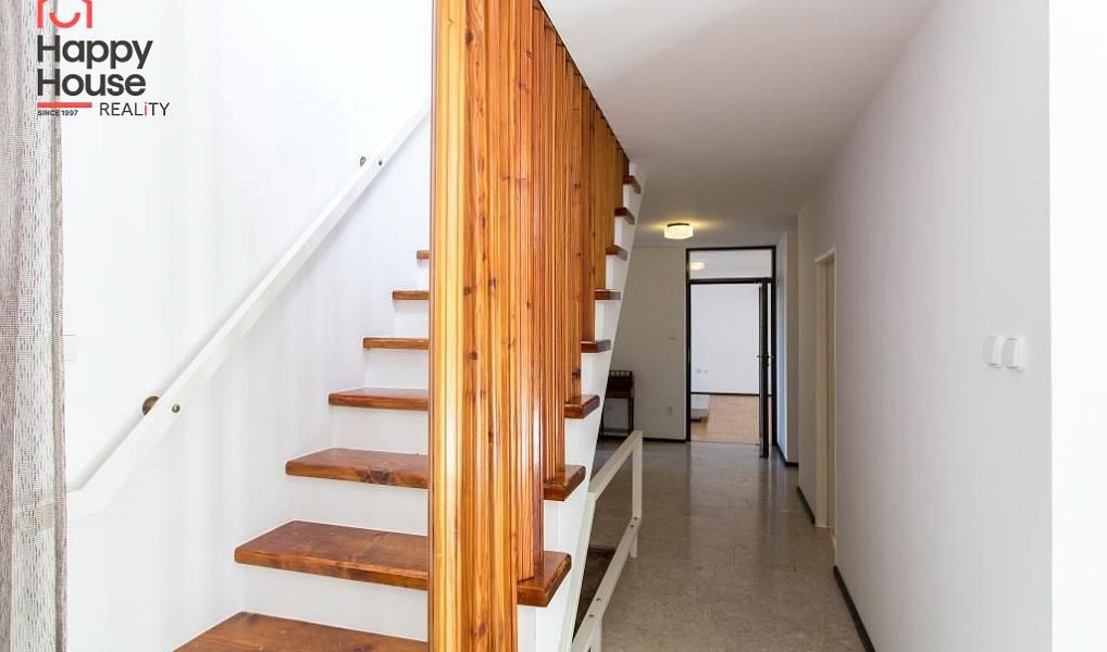 Pronájem domu 240 m² s pozemkem 820 m², Praha – náhled fotky 20