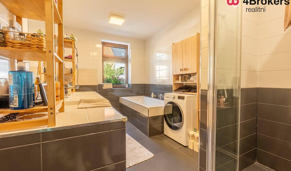 Prodej domu 257 m² s pozemkem 458 m², Chrudim – náhled fotky 4
