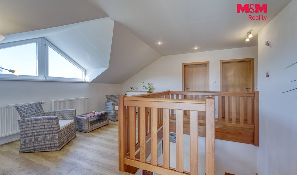 Prodej domu 216 m² s pozemkem 2 272 m², Bohutín – náhled fotky 16