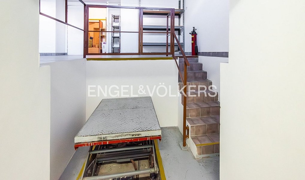 Pronájem skladovacích prostor 140 m², Praha – náhled fotky 3