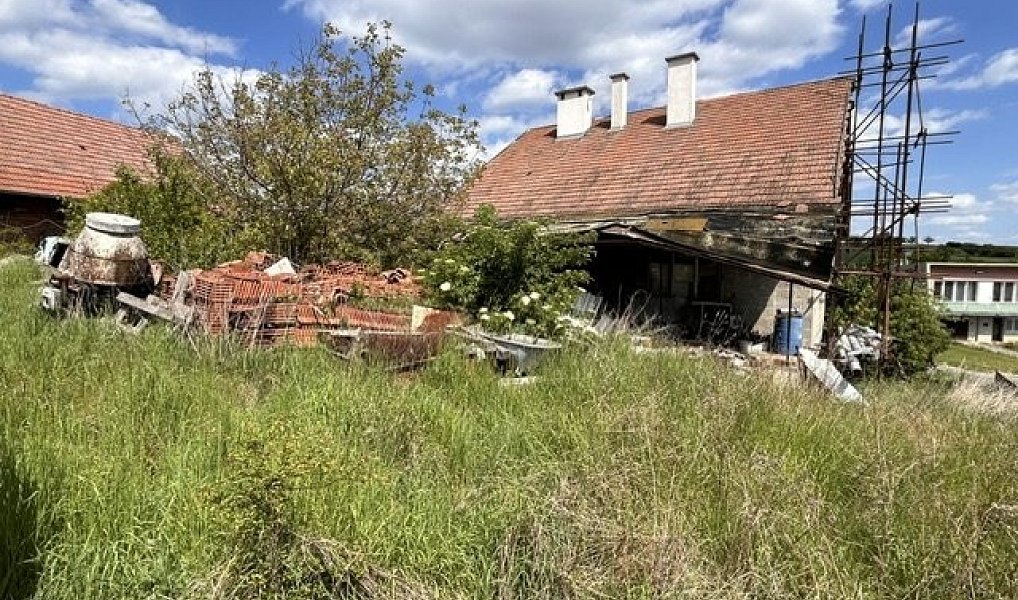 Prodej domu 288 m² s pozemkem 1 424 m², Kostelec – náhled fotky 8