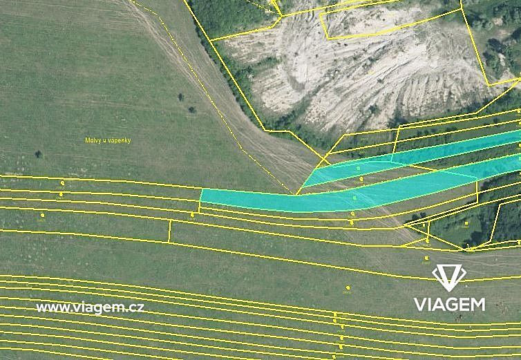 Prodej pole 1 935 m² – fotografie 3