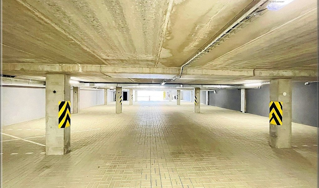 Prodej garážového, parkovacího stání, Višňová, Milovice - Mladá, okr. Nymburk, Milovice – náhled fotky 11