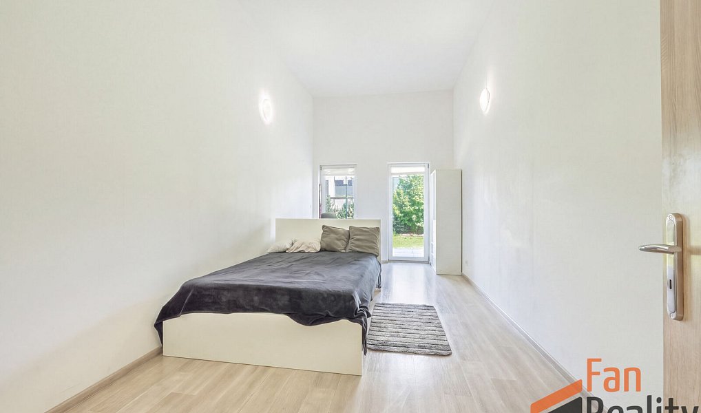 Prodej bytu 5+kk 127 m², Meziboří – náhled fotky 3