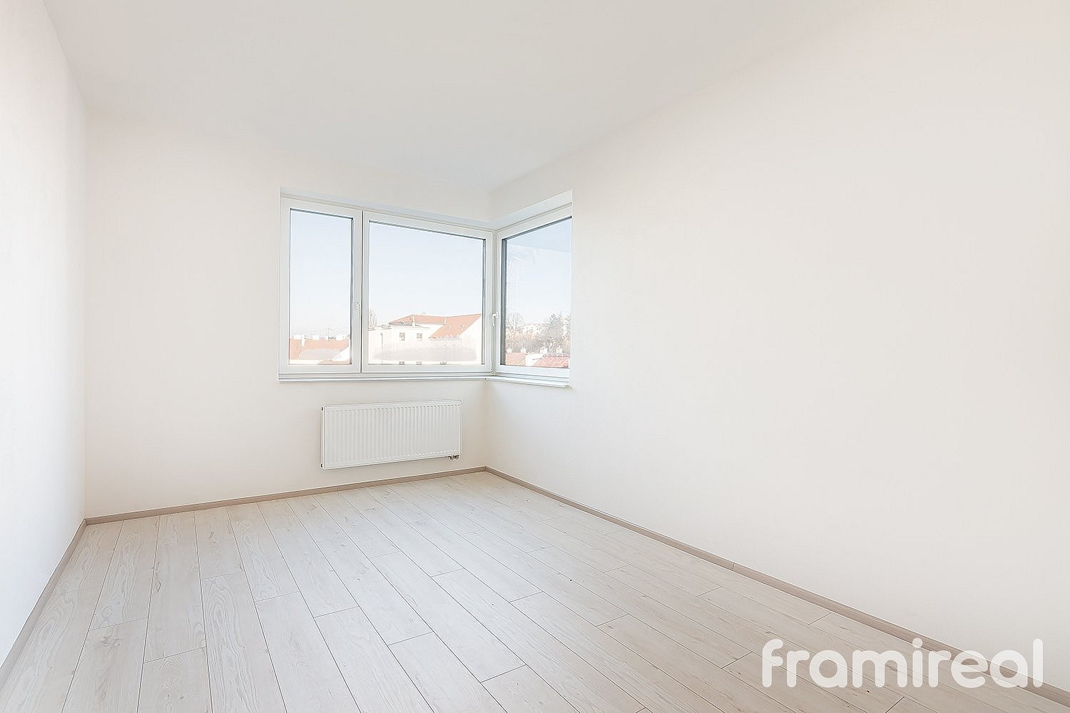 Pronájem bytu 4+kk 111 m² — photo 3