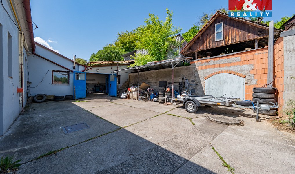 Prodej obchodních prostor 400 m², Šarovy – náhled fotky 15