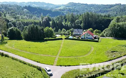 Prodej stavebního pozemku 1 194 m², Semily