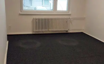 Pronájem kanceláře 40 m², Železniční, Olomouc - Chválkovice