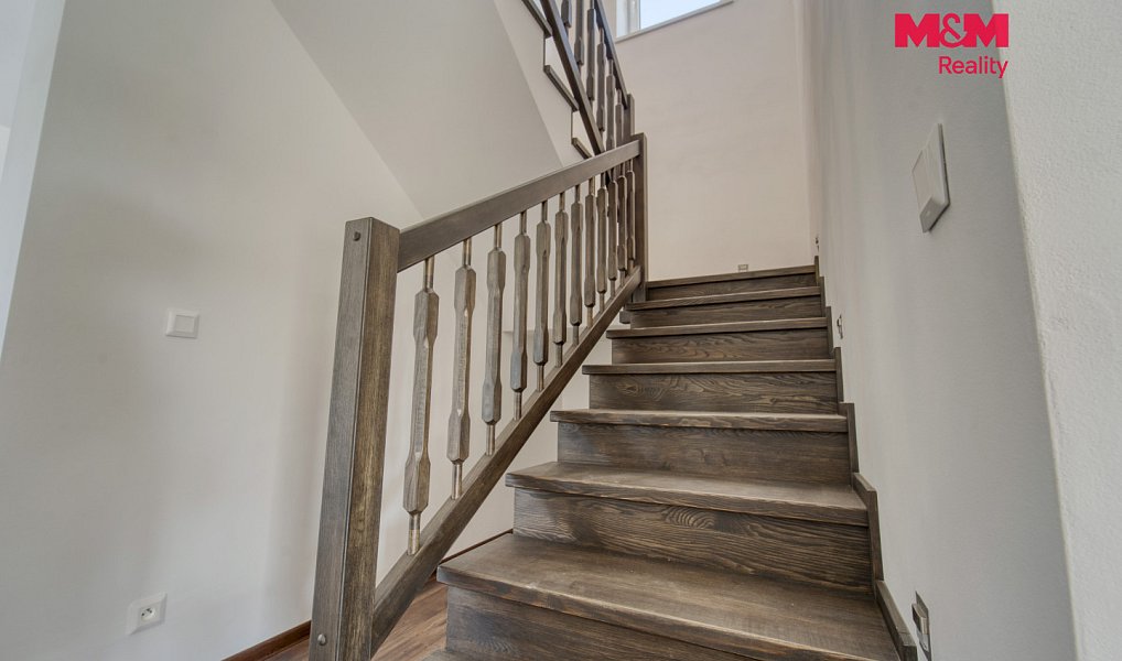 Prodej domu 168 m² s pozemkem 809 m², Vodochody – náhled fotky 13