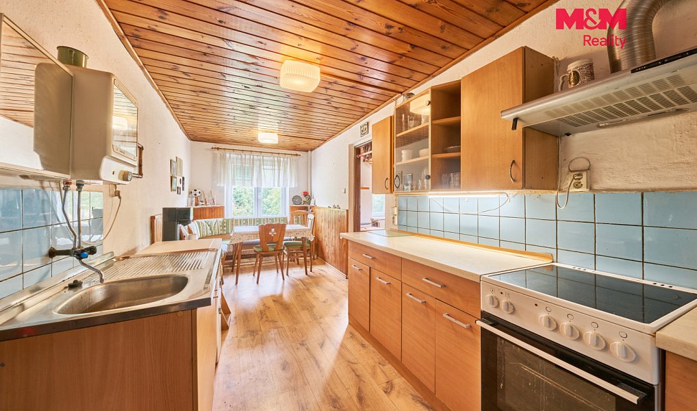 Prodej domu 252 m² s pozemkem 1 497 m², Teplice nad Metují – náhled fotky 2