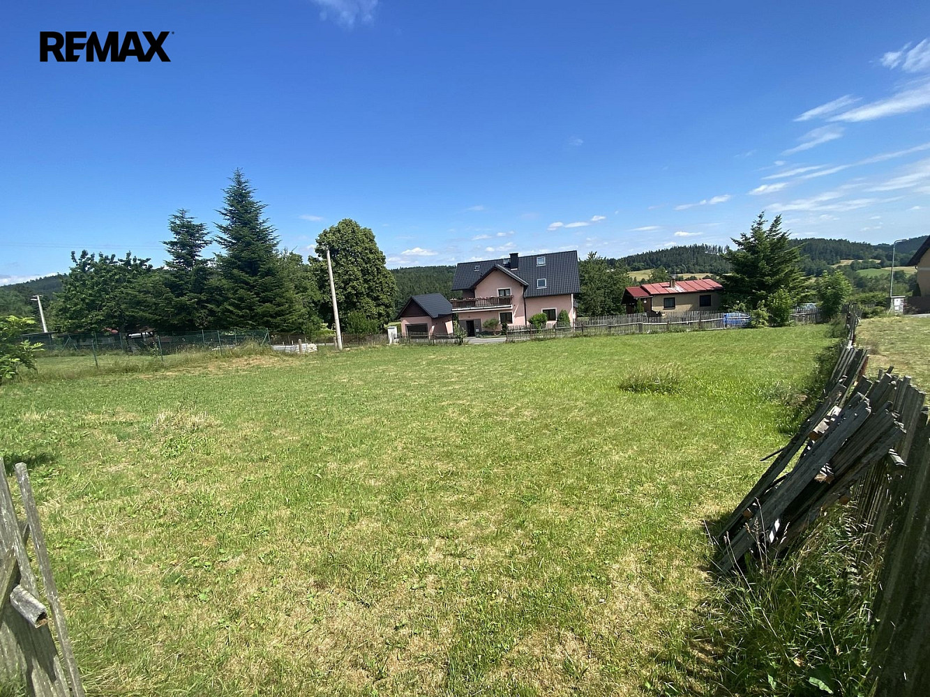 Prodej stavebního pozemku 1 134 m² – pohled 5