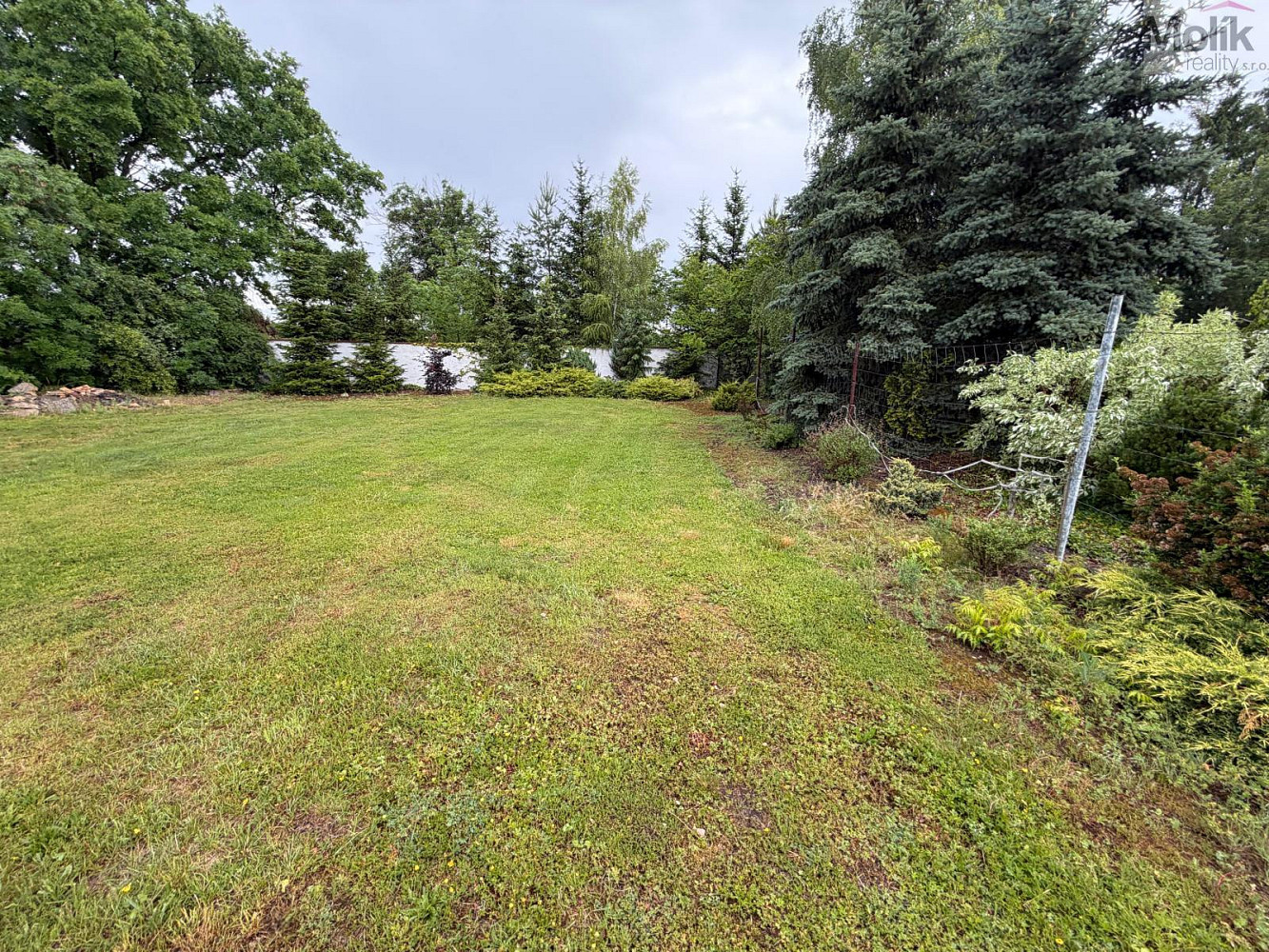 Prodej stavebního pozemku 1 456 m² – fotografie 4