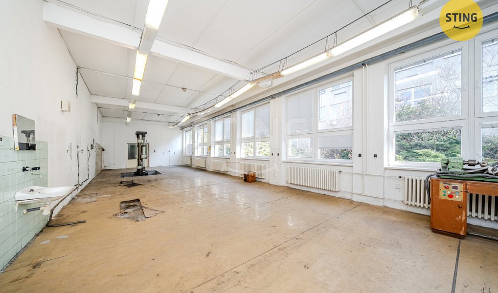Pronájem komerčního objektu (jiného typu) 230 m², Ostrava – náhled fotky 2