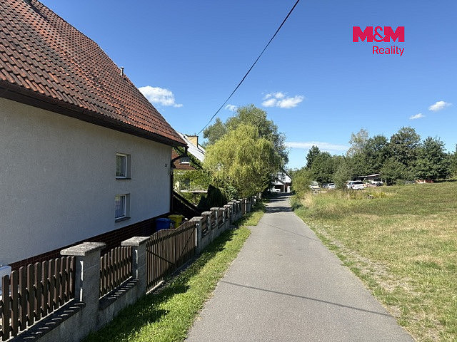 Prodej stavebního pozemku 1 727 m² – fotografie 4
