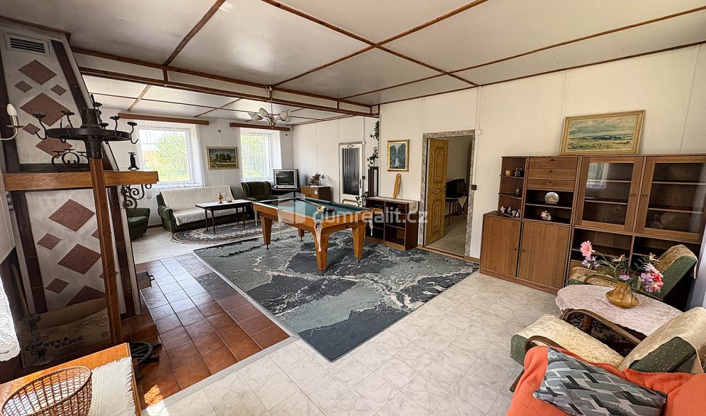 Prodej domu 505 m² s pozemkem 4 038 m², Zvěstov – náhled fotky 25