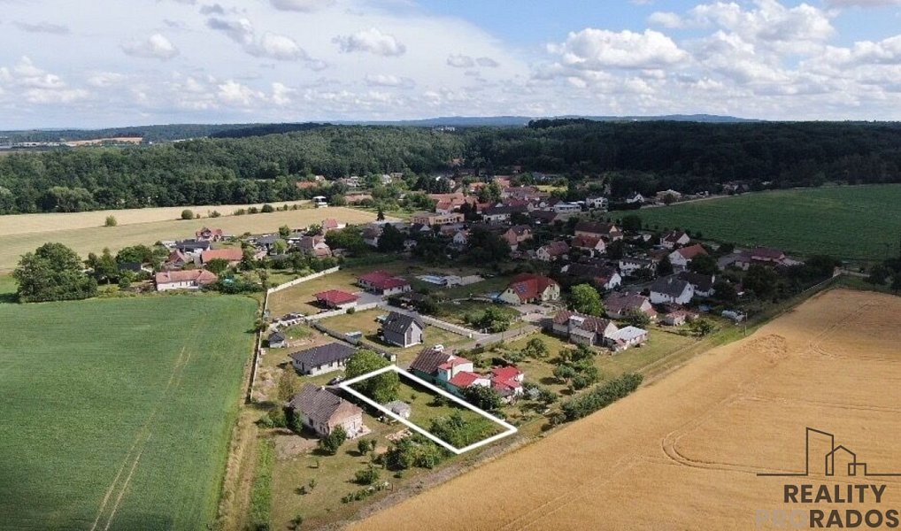 Prodej pozemku, 813 m², Pardubice, Brloh