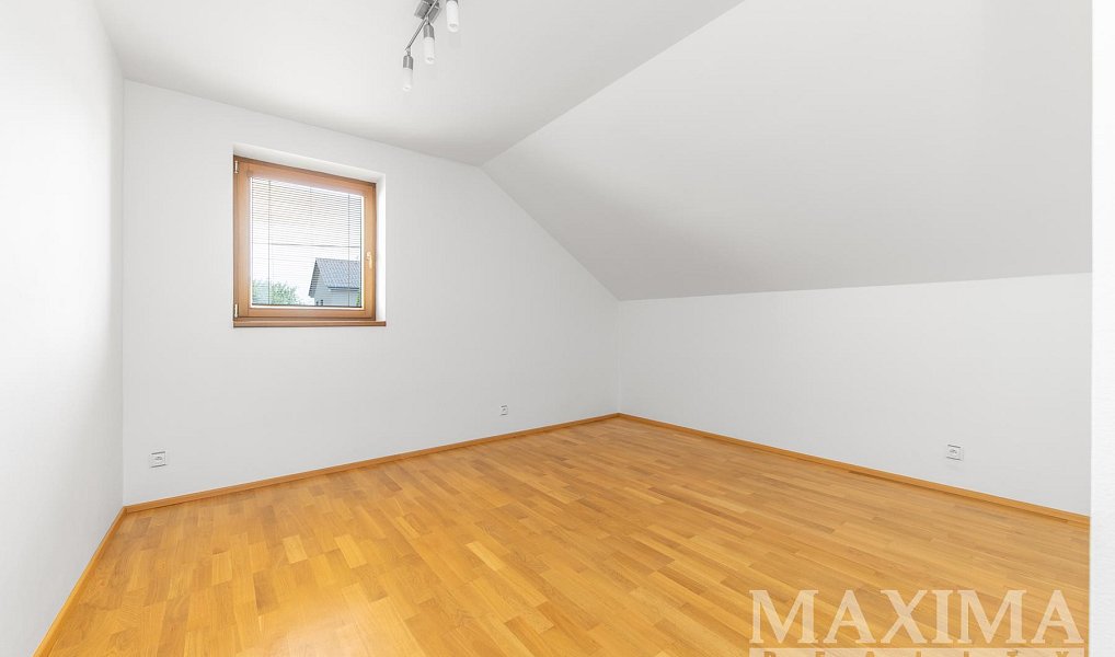 Prodej domu 178 m² s pozemkem 740 m², Velký Týnec – náhled fotky 14