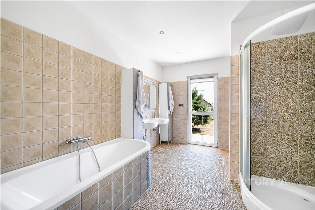 Prodej domu 173 m² s pozemkem 591 m² — photo 4