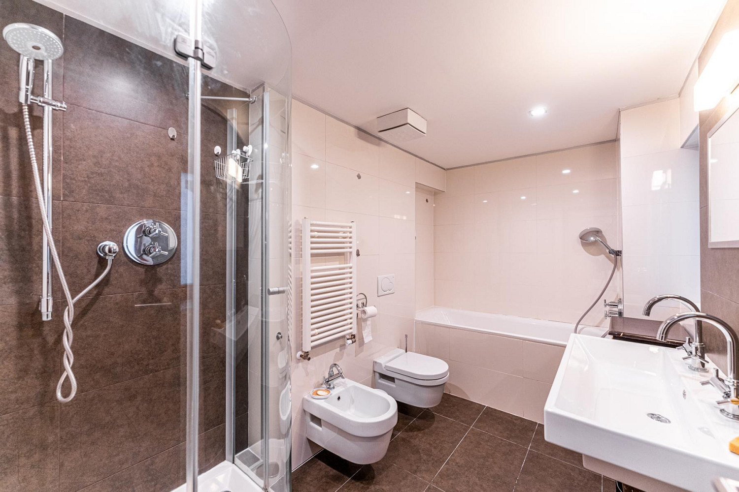 Prodej bytu 5+kk 154 m² – fotografie 5