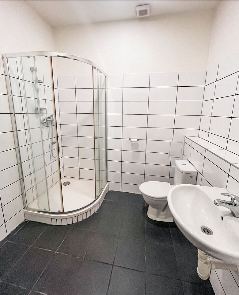 Pronájem bytu 1+kk 38 m² – pohled 5