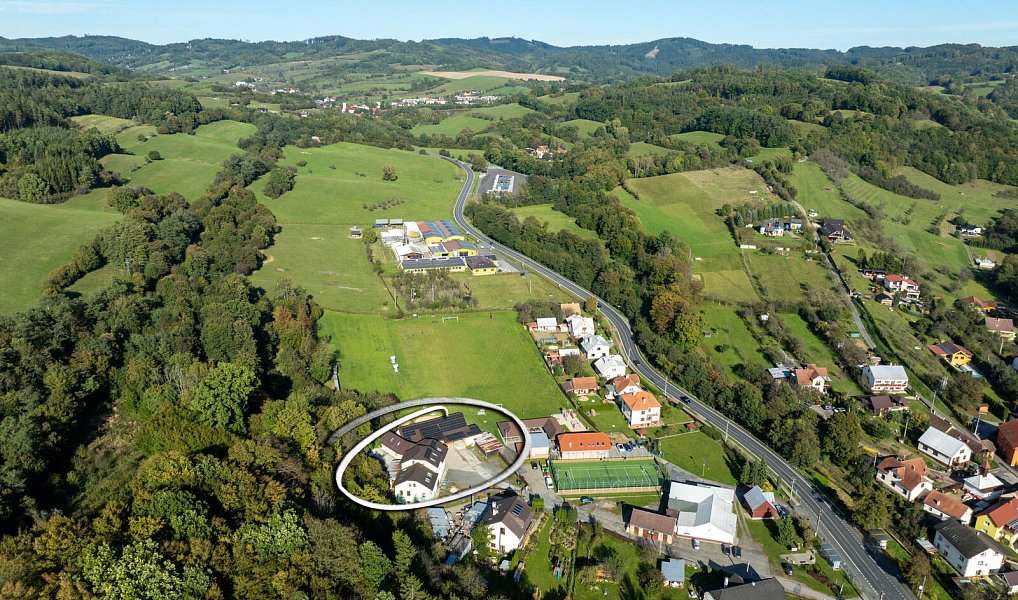 Prodej obchodních prostor 1 076 m², Lutonina – náhled fotky 27