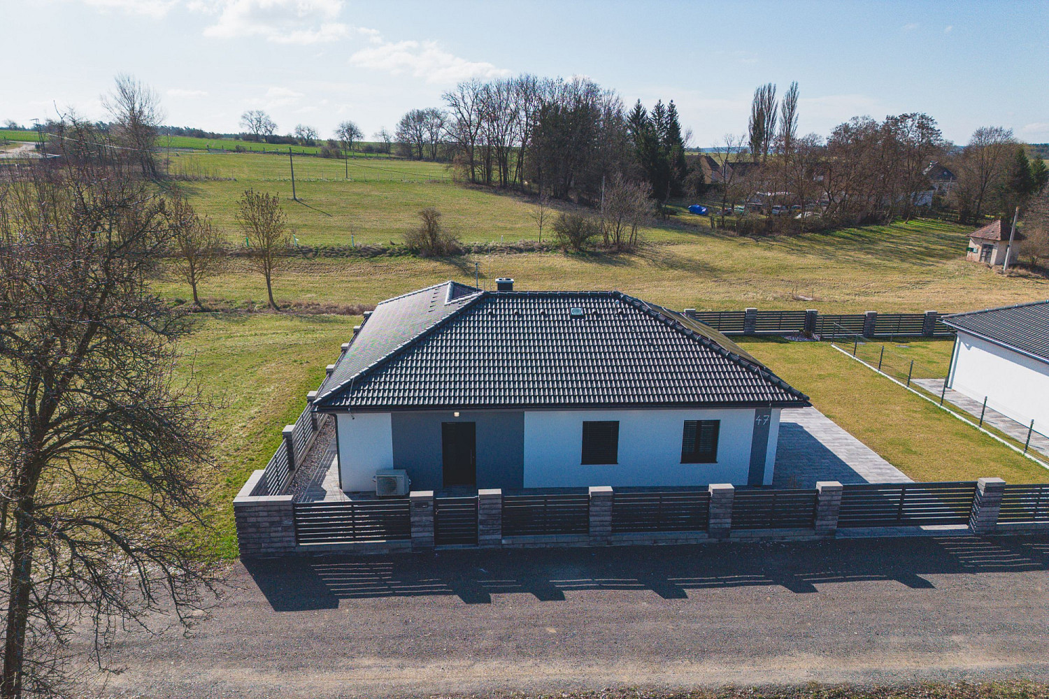 Prodej domu 115 m² s pozemkem 589 m² – fotografie 3