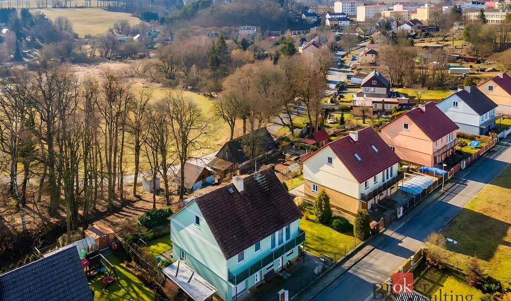 Prodej domu 202 m² s pozemkem 697 m², Bochov – náhled fotky 10