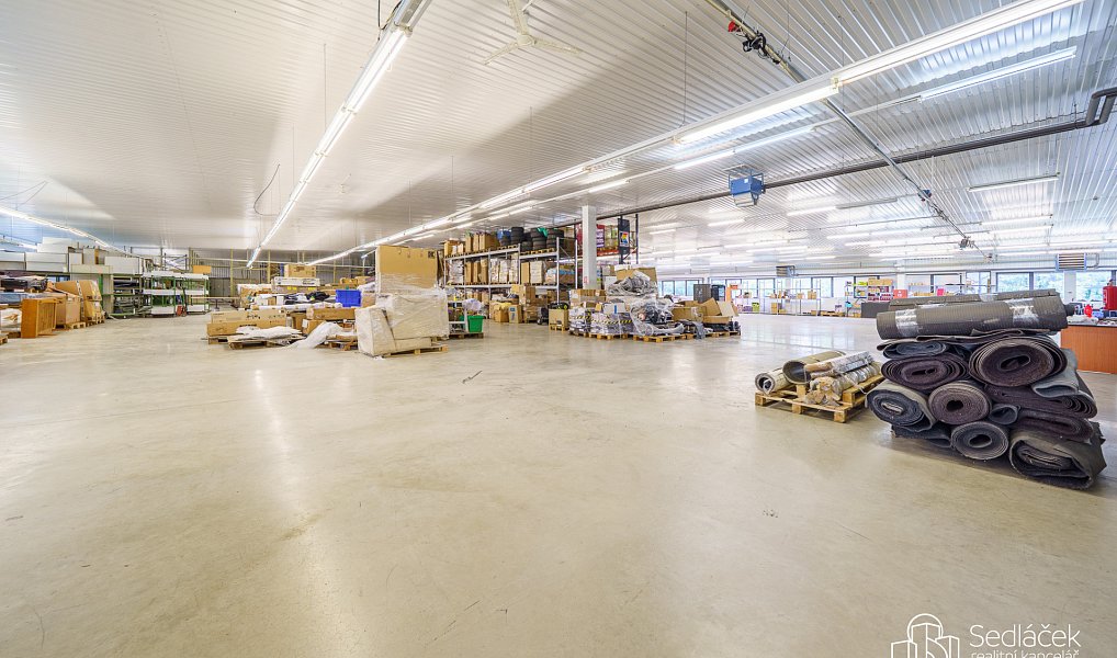 Prodej výrobních prostor 3 089 m², Krásno – náhled fotky 26