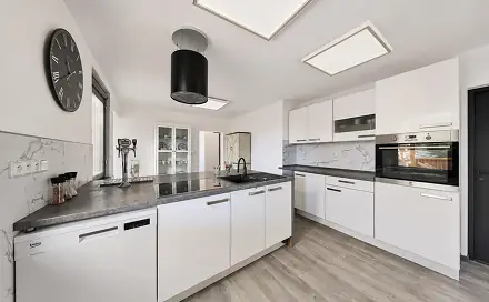 Prodej domu 181 m² s pozemkem 889 m², Na Terase, Trutnov - Horní Staré Město