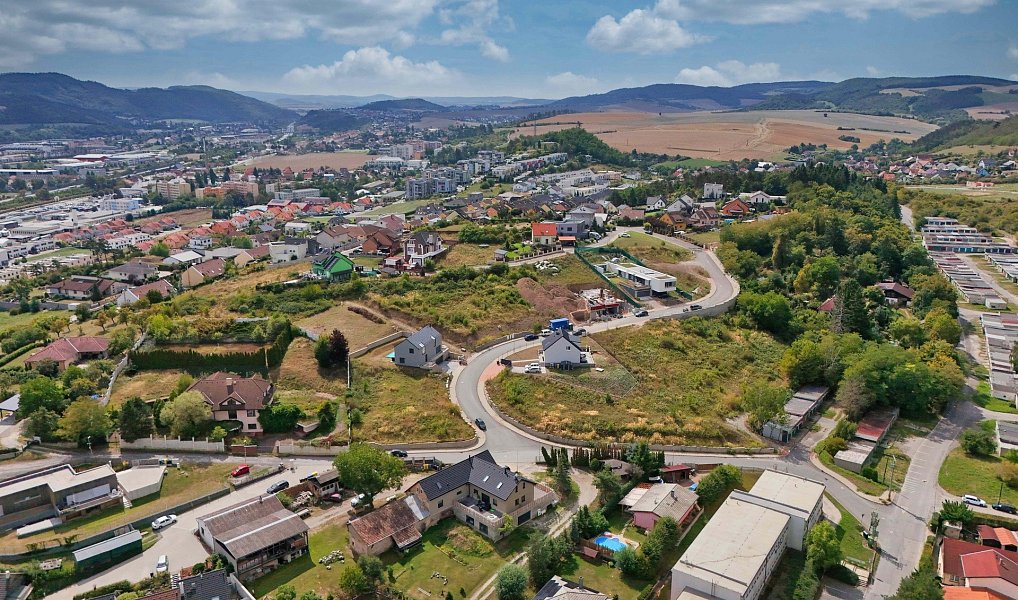 Prodej stavebního pozemku 810 m², Beroun – náhled fotky 7