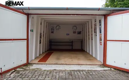 Prodej garáže 16 m2 Brno-Lesná, Brno - Lesná