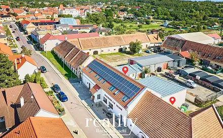 Prodej domu 797 m² s pozemkem 949 m², Lahoferova, Dobšice, okres Znojmo