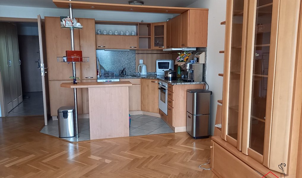 Pronájem bytu 3+kk 99 m², Praha – náhled fotky 16