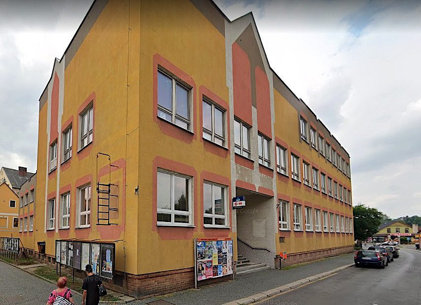 Pronájem skladovacích prostor 277 m²