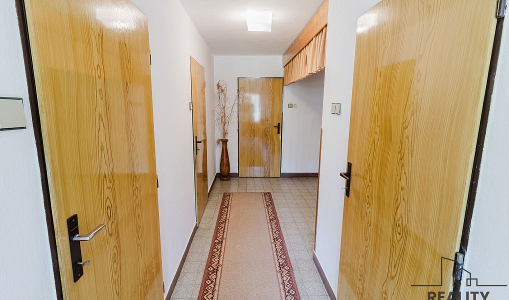 Prodej domu 200 m² s pozemkem 464 m², Ujčov – náhled fotky 10