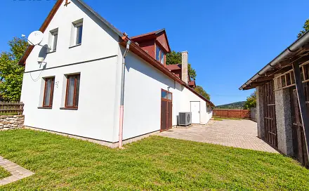Prodej domu 235 m² s pozemkem 496 m², Toužim - Bezděkov, okres Karlovy Vary