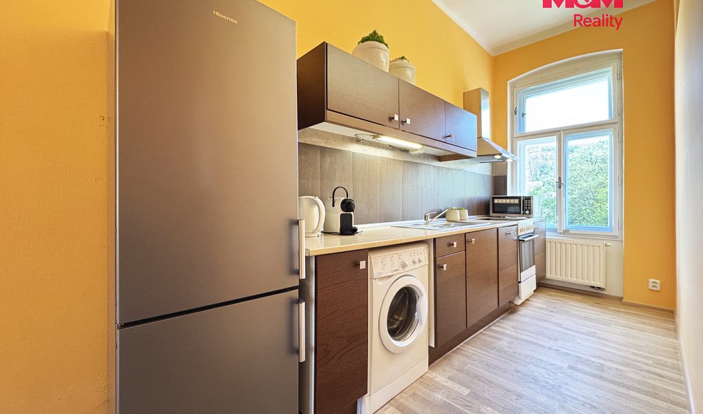 Pronájem bytu 3+1 96 m², Karlovy Vary – náhled fotky 2