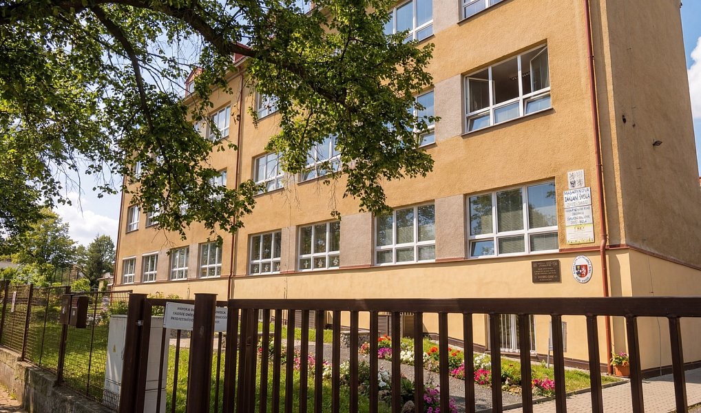 Prodej stavebního pozemku 1 307 m², Zruč-Senec – náhled fotky 14