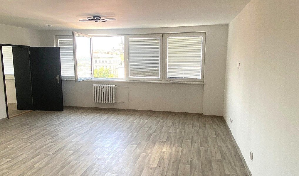 Pronájem bytu 4+kk 120 m², Praha – náhled fotky 3