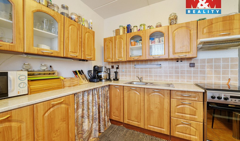 Prodej bytu 3+1 67 m², Bor – náhled fotky 2