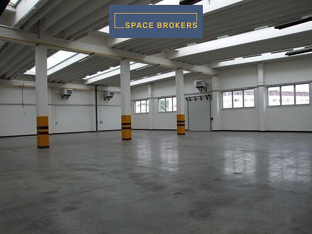 Pronájem skladovacích prostor 1 672 m²