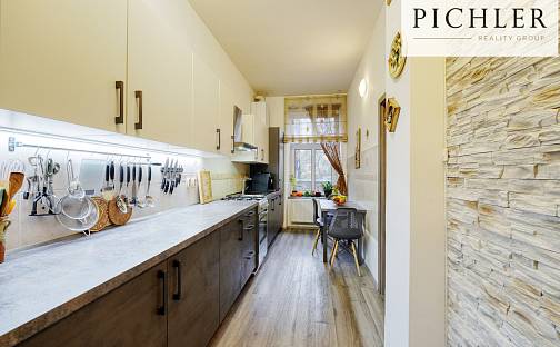 Prodej bytu 3+1 90 m², Skrétova, Plzeň - Jižní Předměstí