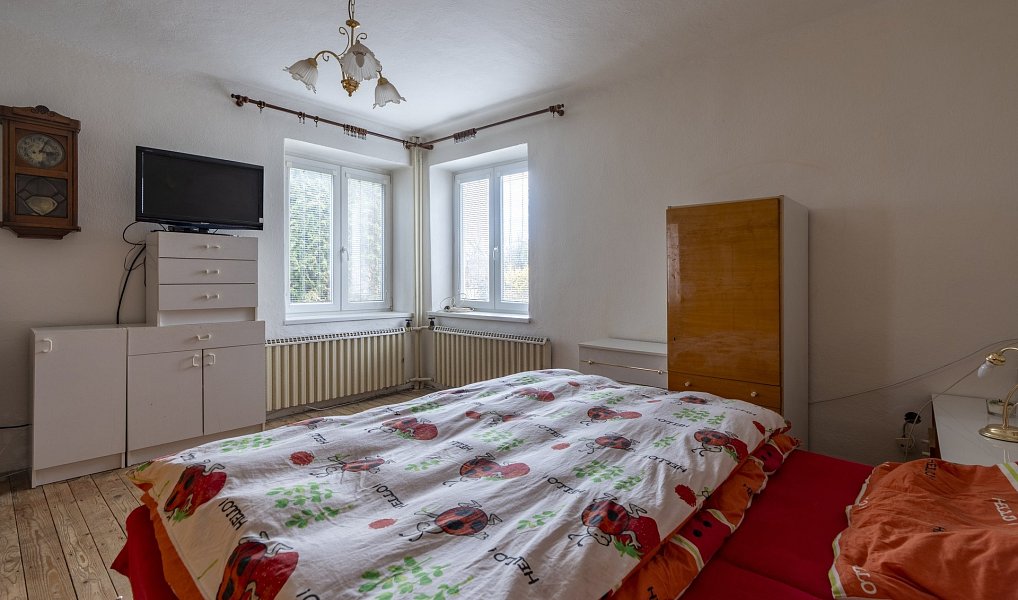 Prodej domu 305 m² s pozemkem 1 002 m², Jihlava – náhled fotky 12