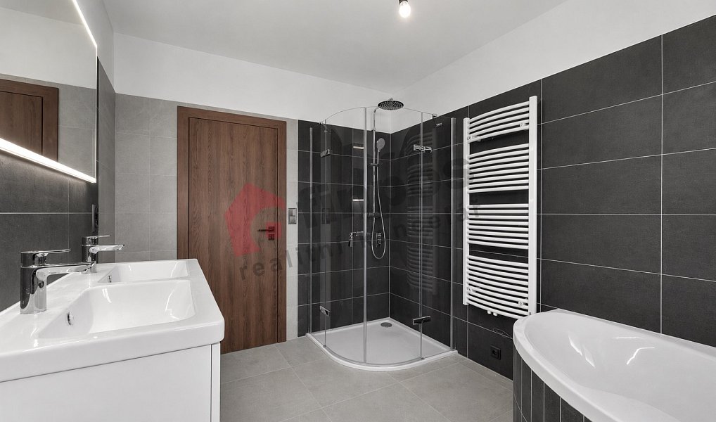 Prodej domu 125 m² s pozemkem 882 m², Moravany – náhled fotky 9