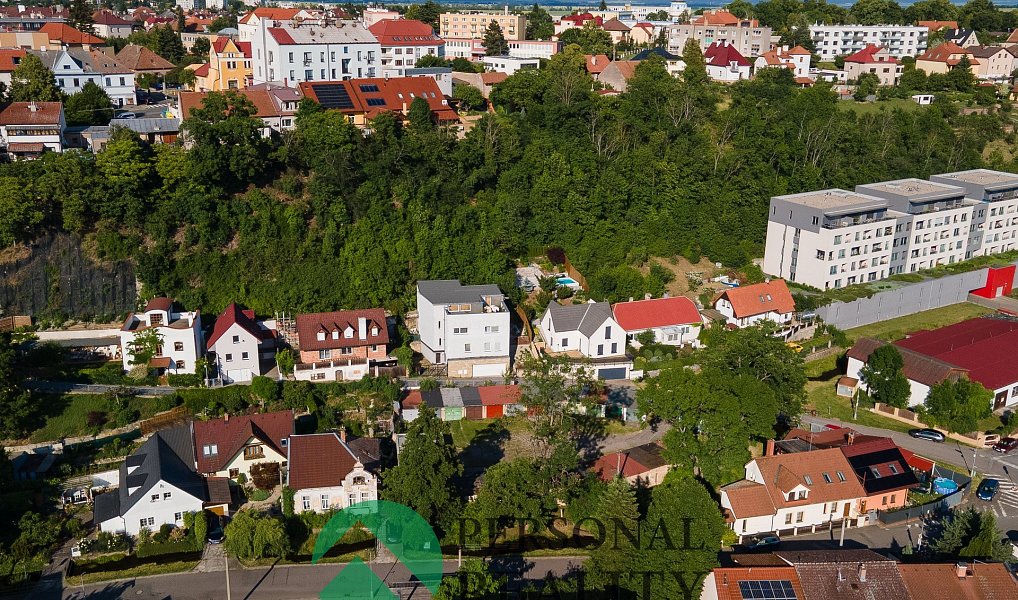 Prodej domu 306 m² s pozemkem 343 m², Chrudim – náhled fotky 16