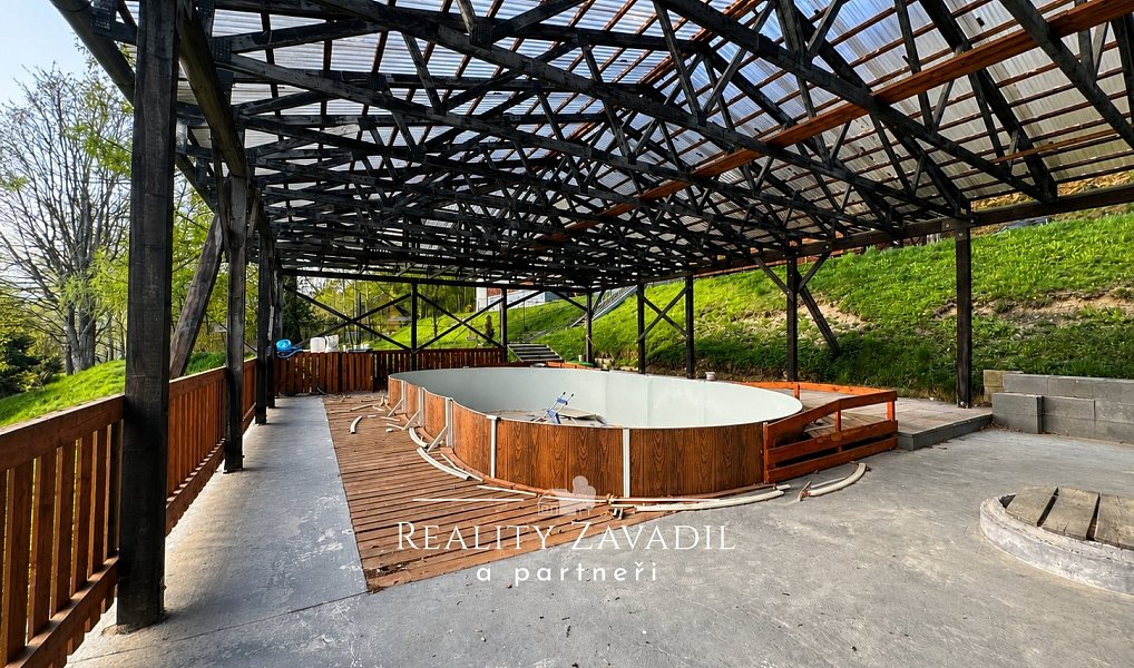 Prodej ubytovacího objektu 561 m², Vrbno pod Pradědem – náhled fotky 9