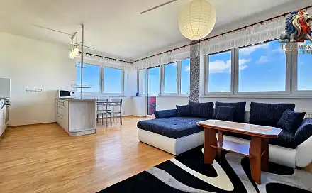 Pronájem bytu 1+kk 46 m²